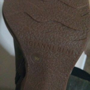 Gianni Bini Shoes - NWOT Gianni Bini size 9 boots Gianni Bini Shoes - NWOT Gianni Bini size 9 boots